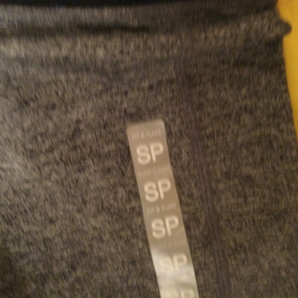 ⭐️ Forever 21 Athletic Pants size women’s small - Picture 3 of 13